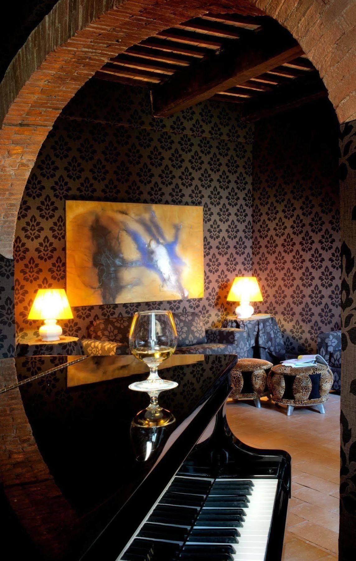 Castel Porrona Relais&Spa Exterior foto